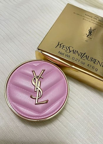 Yves Saint Laurent babydoll Allık