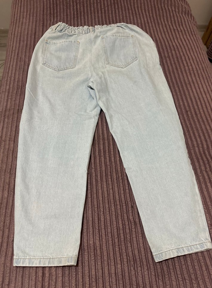 Açık Mavi Rahat Kesim Denim Pantolon — görsel 4/5