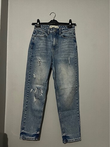 YIRTIK JEAN