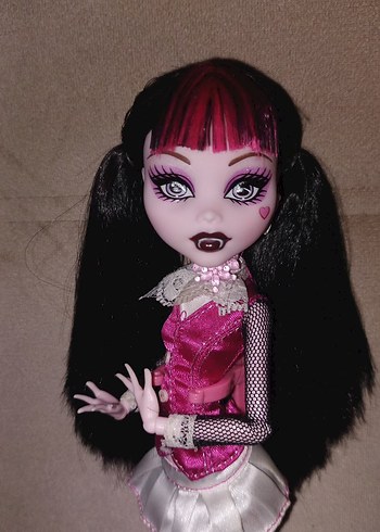 Monster High monster high draculaura