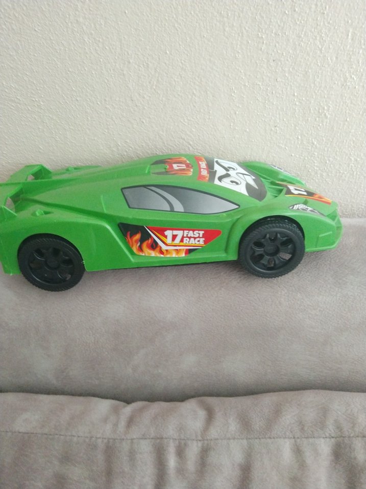 Yeşil Renkli Oyuncak Araba 17AE - Görsel 2