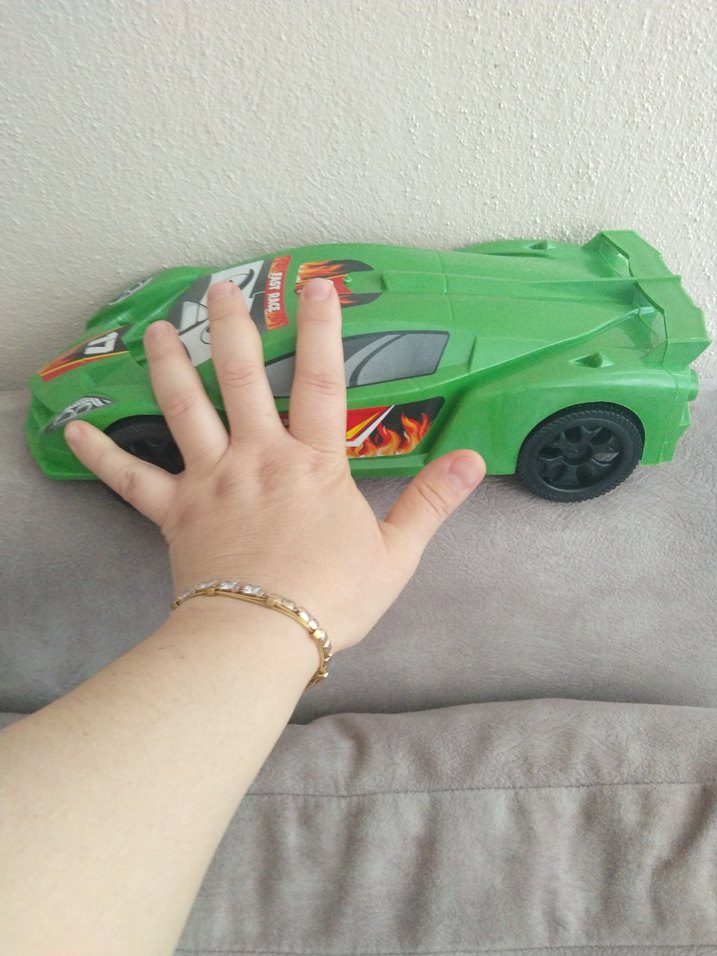 Yeşil Renkli Oyuncak Araba 17AE - Görsel 3