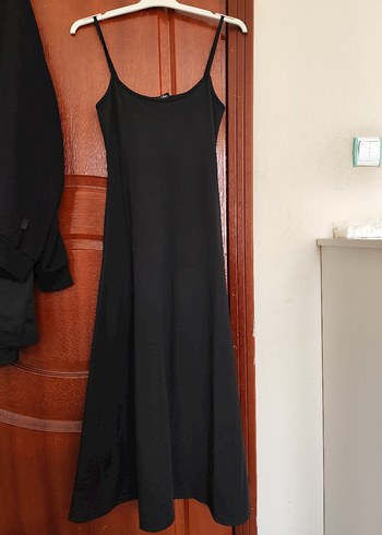 Siyah Uzun Drapeli Askısız Elbise - Görsel 2