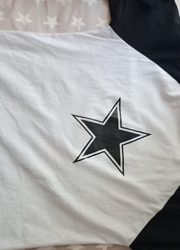 s Beden yildizli y2k t-shirt