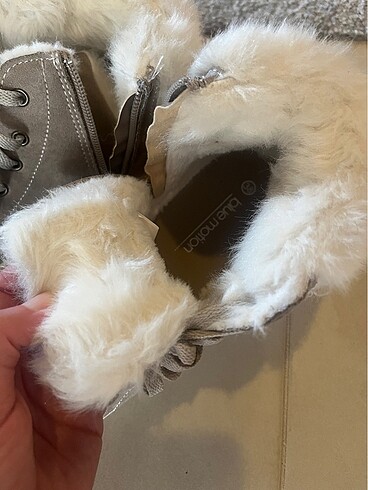 İçi tüylü spor ayakkabı - Görsel 3