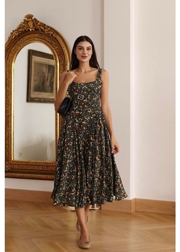 Çiçek Desenli Uzun Elbise - Görsel 4