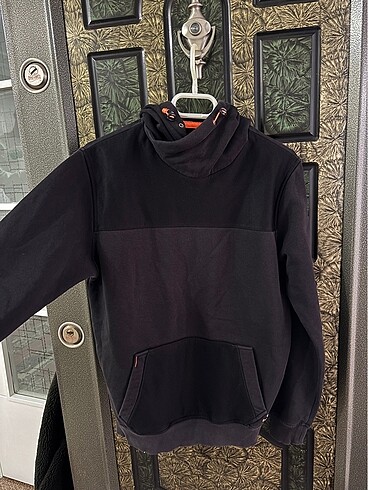 Siyah sweat