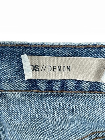 38 Beden mavi Renk Asos Mini Şort %70 İndirimli.