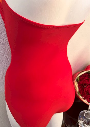 Parlak Kırmızı İp Askılı Mayo - Görsel 6