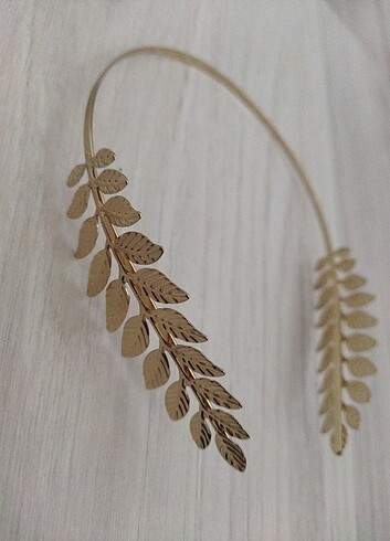 GOLD TAÇ