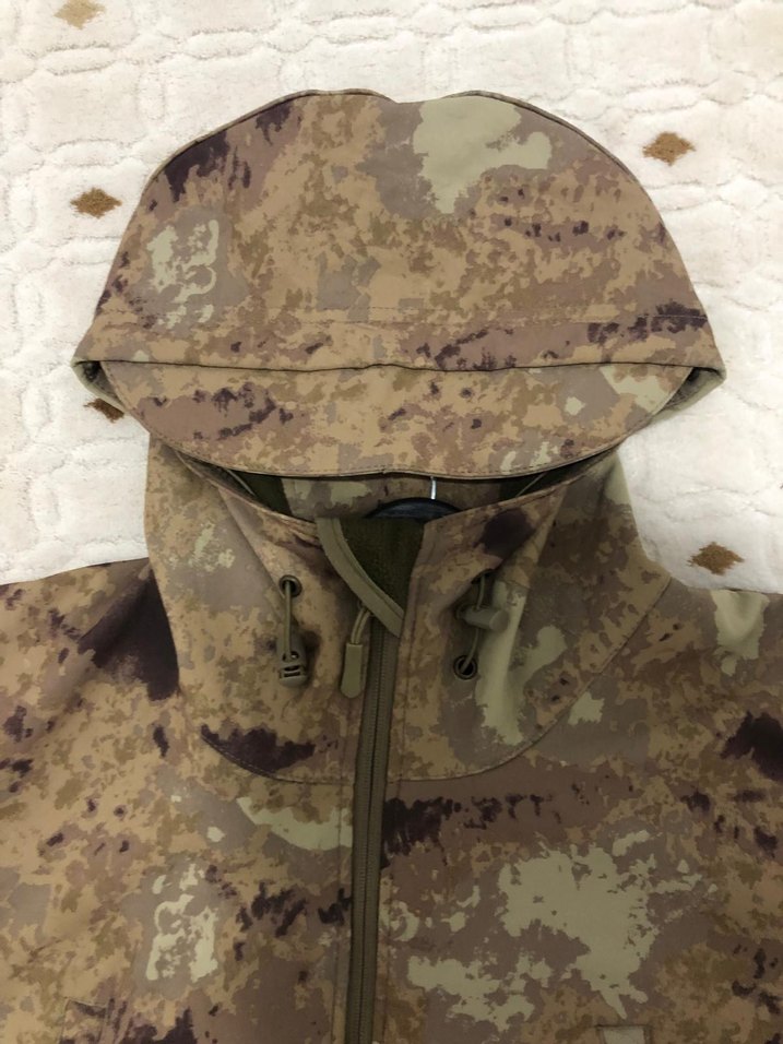 Kapüşonlu Kamuflaj Desenli Erkek Mont - Görsel 2