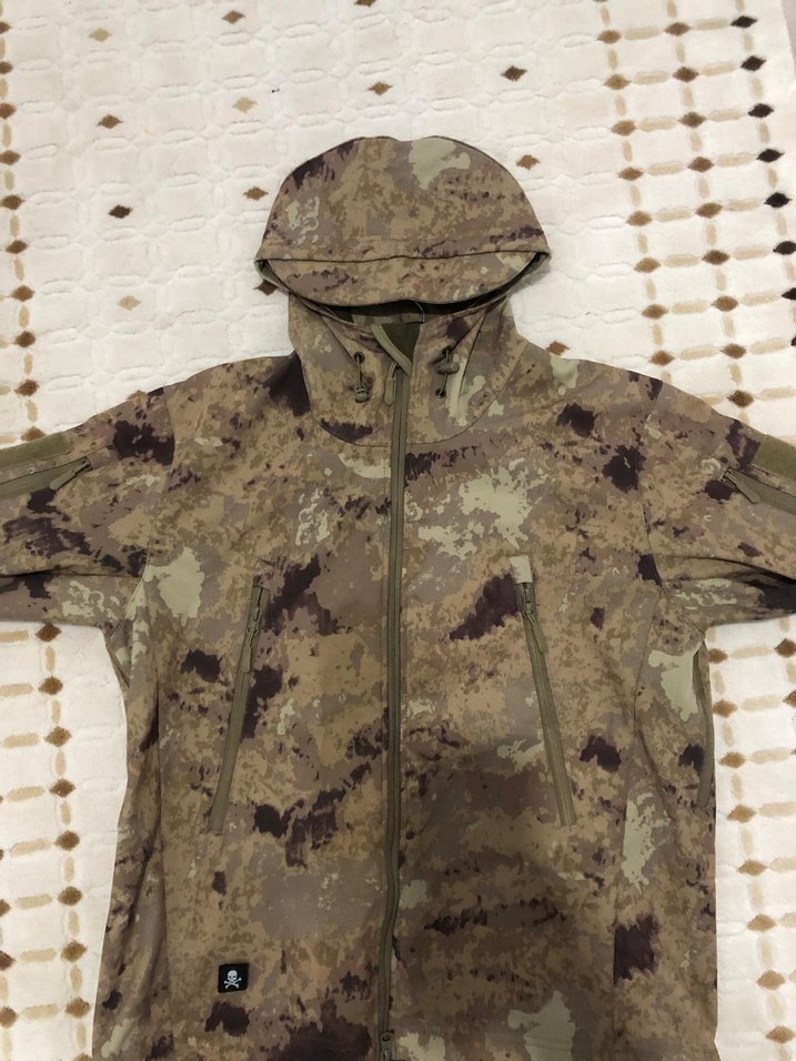 Kapüşonlu Kamuflaj Desenli Erkek Mont - Görsel 4