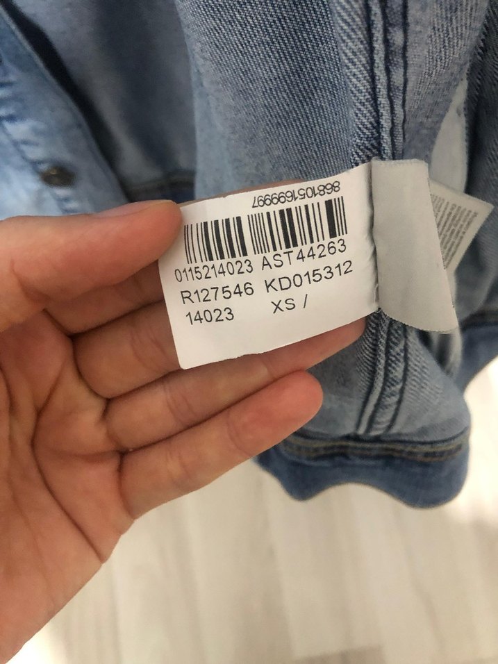 Mavi Düğmeli Kadın Kot Ceket - Görsel 4