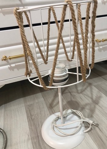 Beyaz İpli Metal Abajur Seti - Görsel 3