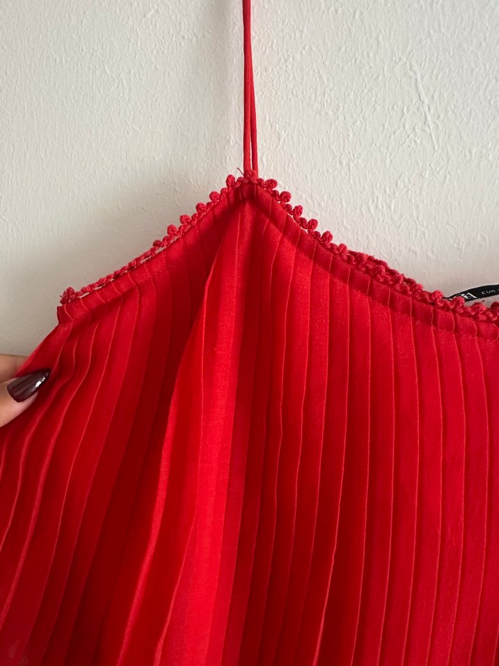 Zara Kırmızı Pilili Mini Askılı Elbise - Görsel 5