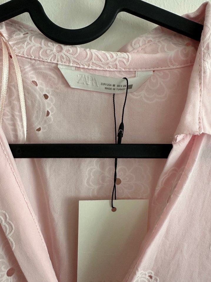 Zara Pembe Nakışlı Düğmeli Elbise - Görsel 4