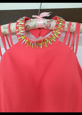 Kırmızı Drapeli Uzun Abiye Elbise - Görsel 2