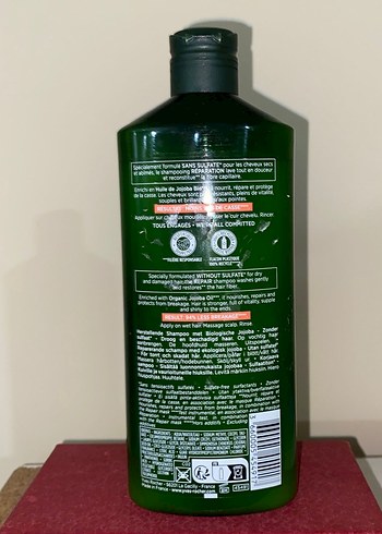 Yves Rocher Yves Rocher Onarıcı Şampuan 300 ml