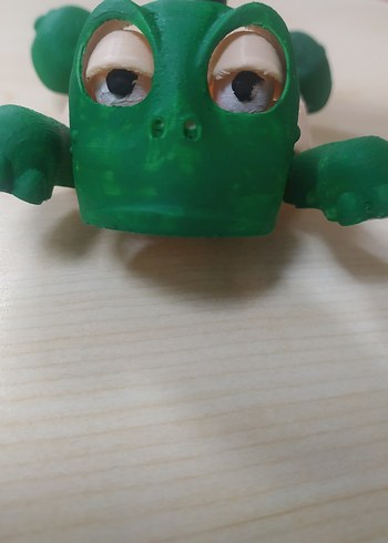 Beden Yeşil Renkli Oyuncak Figür