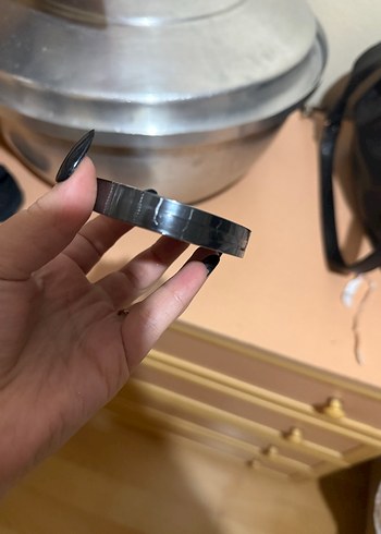 NYX Parlak Siyah HD Sabitleyici Pudra - Görsel 2