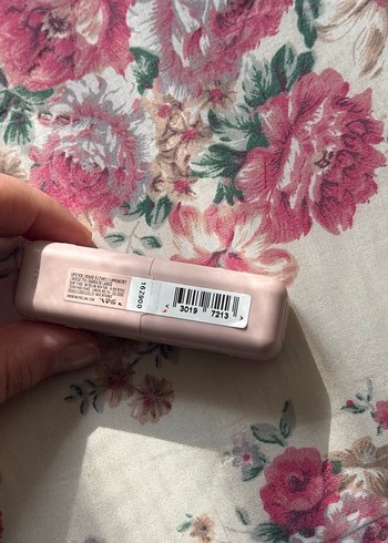 Maybelline Parlak Ruj 101 Numara - Görsel 2