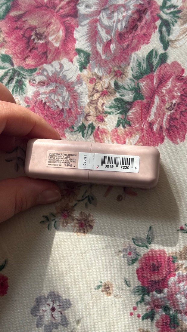 Maybelline Parlak Ruj 102 Numara - Görsel 2