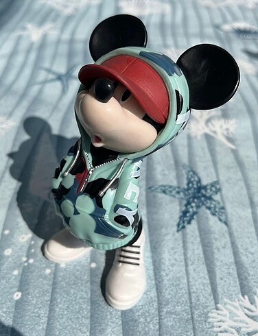 Diğer Mickey Mouse Heykel