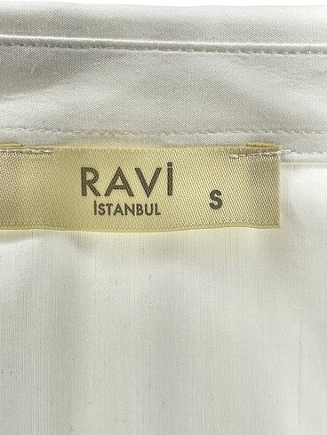 s Beden beyaz Renk Vintage Love Gömlek %70 İndirimli.