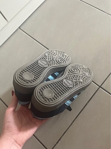 Adidas Adidaa ayakkabı