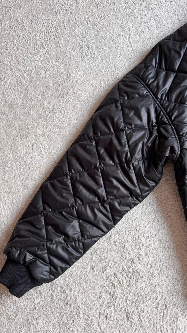 Siyah Kadın Oversize Kapitone Mont - Görsel 3