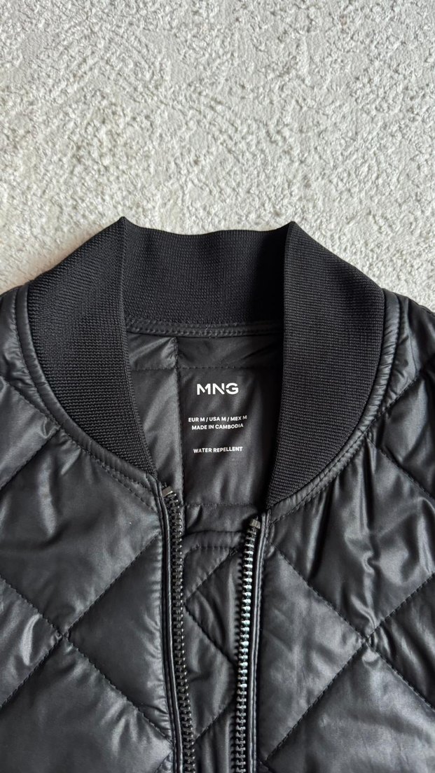 Siyah Kadın Oversize Kapitone Mont - Görsel 5