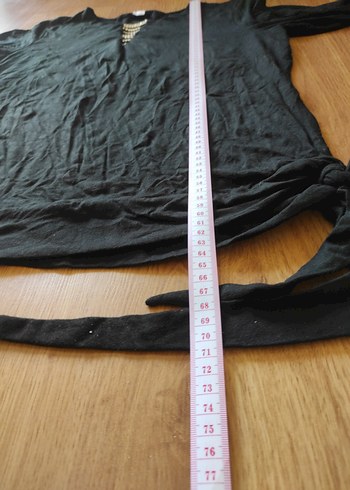 Siyah taş detaylı penye bluz - Görsel 5