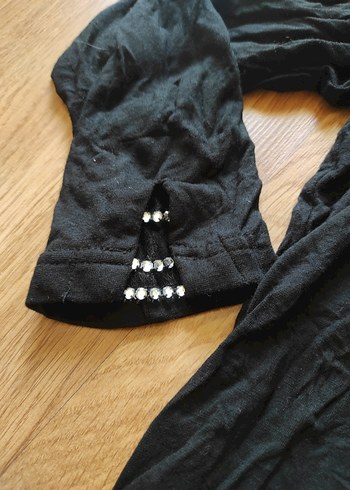 Siyah taş detaylı penye bluz - Görsel 3