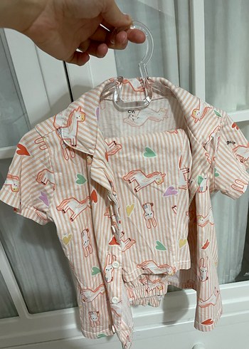 LC Waikiki Düğmeli Kısa Kollu kız Çocuk pijama