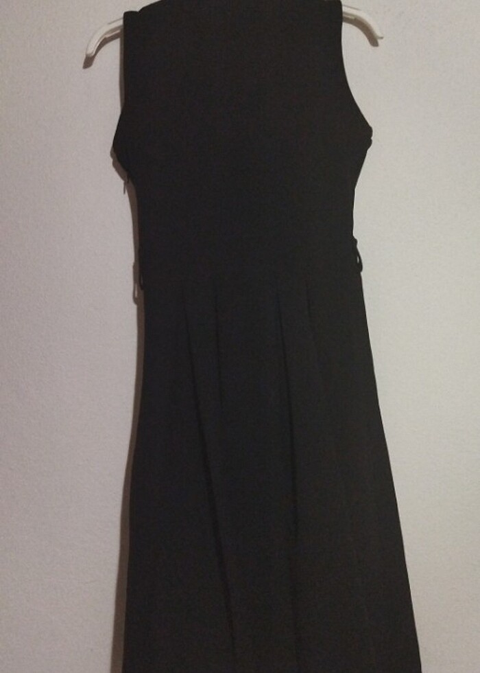 Siyah hem abiye hem spor elbise - Görsel 3