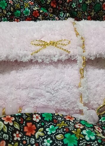  Beden çeşitli Renk çanta modelim hazır Pembe rengi yle karşınızdayız...