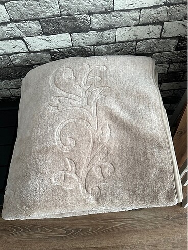  Beden Pierre Cardin 220x240 cm battaniye