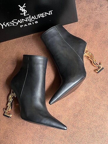 YSL KADIN TOPUKLU YARIM BOT