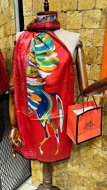 Hermes HERMES İPEK ŞAL?
