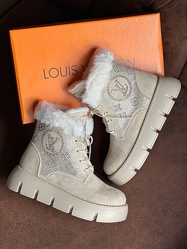 Louis Vuitton LOUİS VUİTTON ? BOT ????