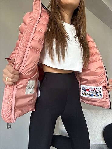 Moncler MONCLER MONT STOKLARIMIZDA