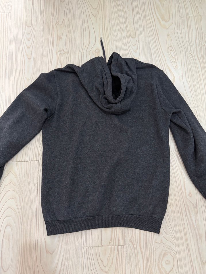 KOTON Brooklyn Baskılı Kapüşonlu Gri Sweatshirt - Görsel 3