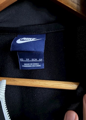 Nike Siyah Fermuarlı Kadın Ceket - Görsel 2