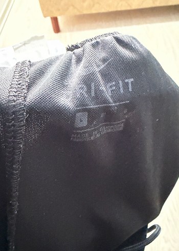 Nike Siyah Rahat Kesim Spor Şort - Görsel 3