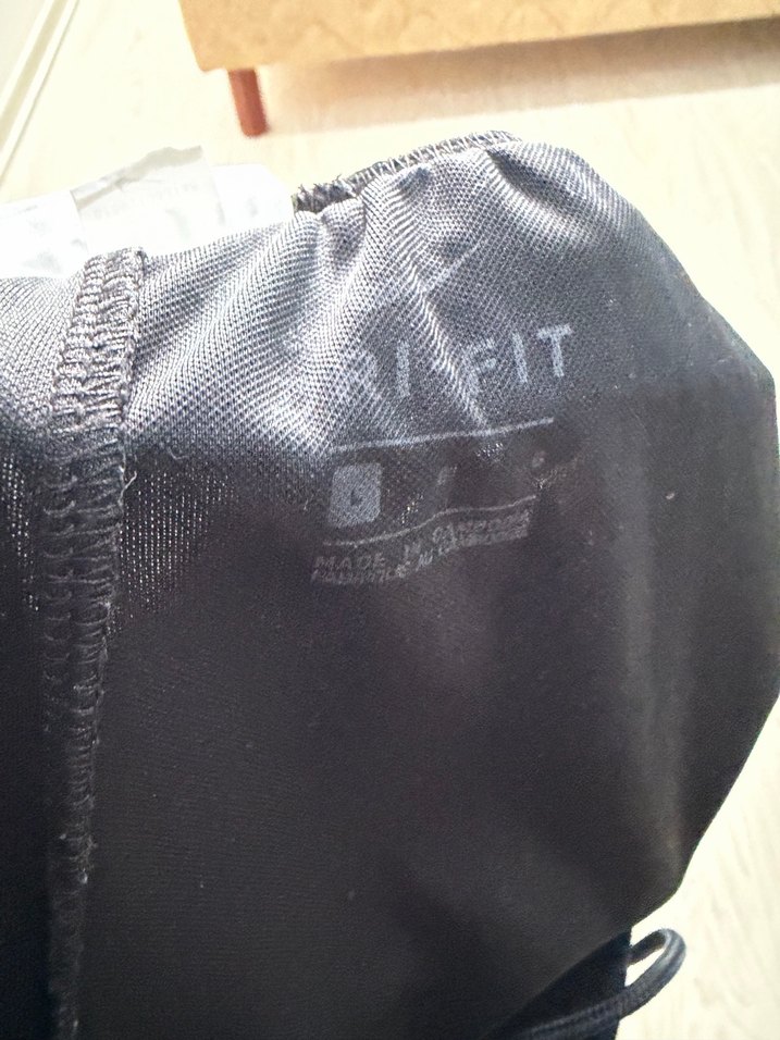 Nike Siyah Rahat Kesim Spor Şort - Görsel 3