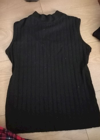 boğazlı sıfır kol badi