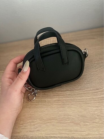 Beden siyah Renk Charm