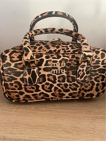 Miu Miu Leopar aşkına