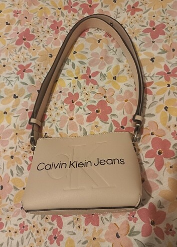 Calvin klein sculpted mono çanta