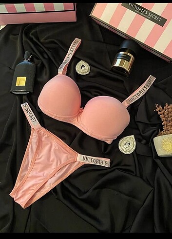 Victoria's secret sütyen takımı 